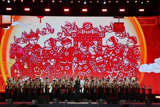 艺术点亮夜空，活力赋能消费——...